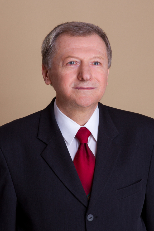 Stanisław Lis Kierownik Studium Wychowania Fizycznego WSNS