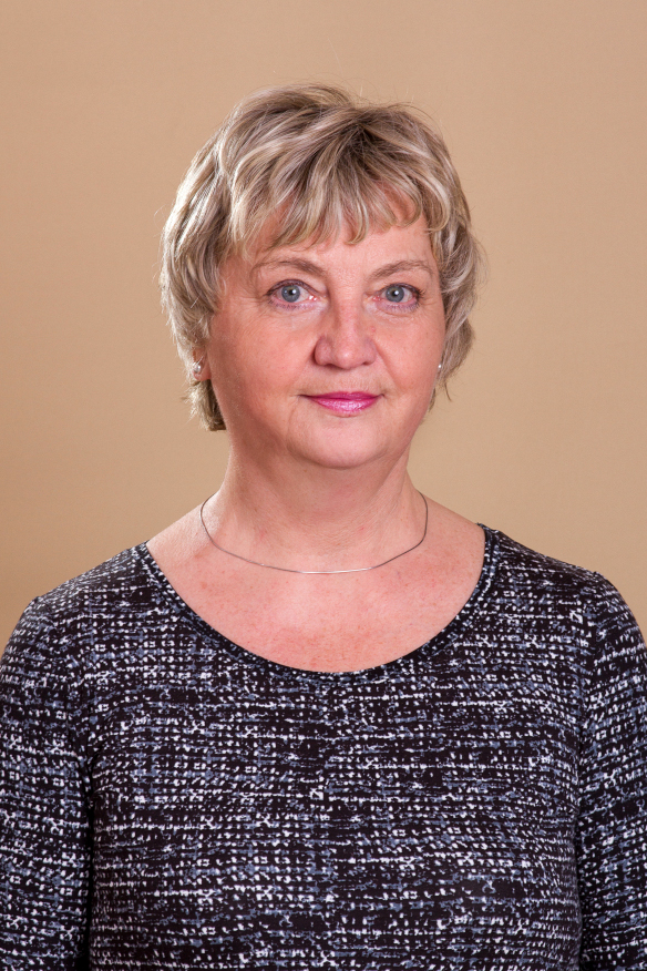 Ewa Patyk Dyrektor Biblioteki WSNS